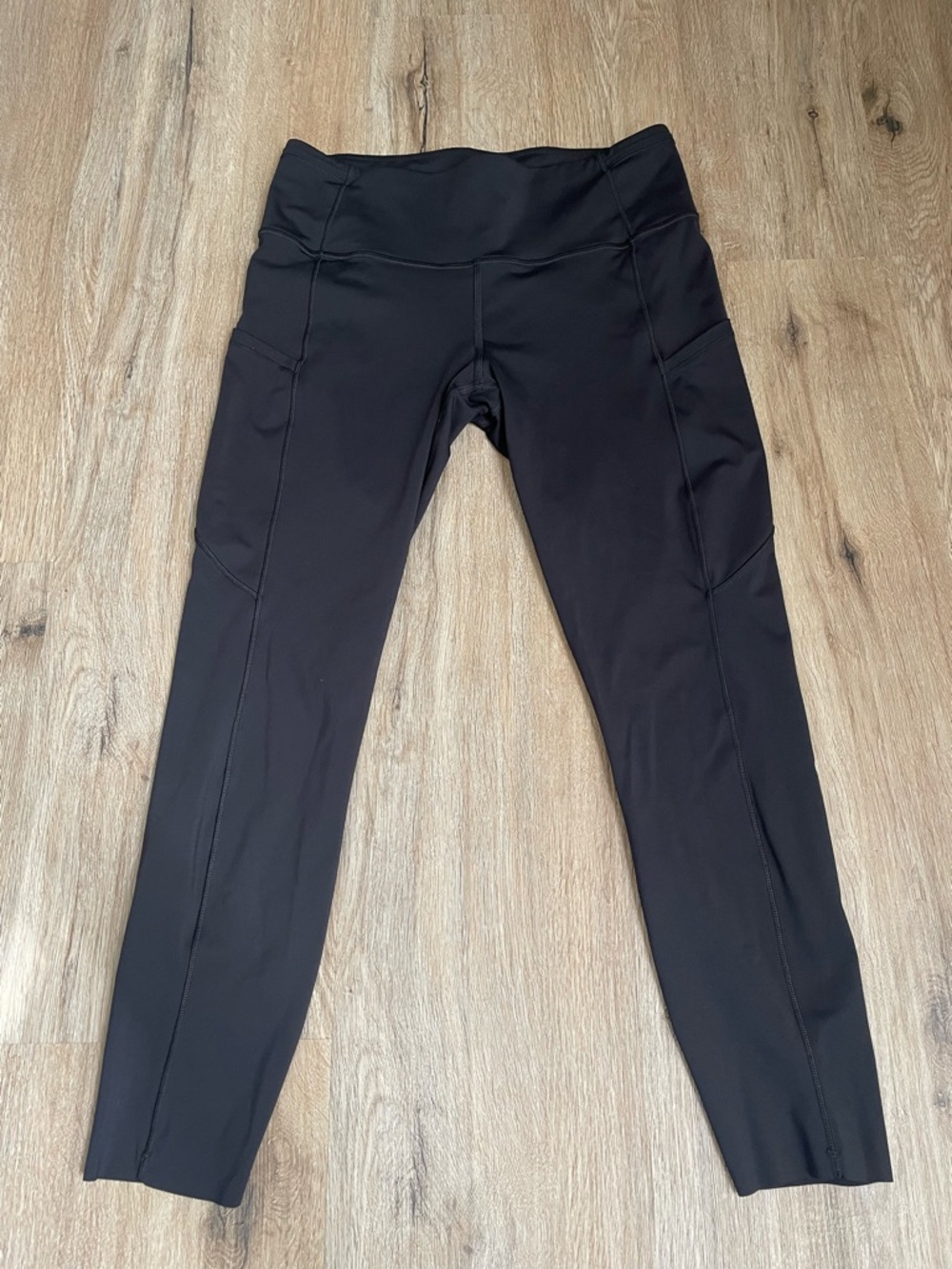 Lululemon tights size 10